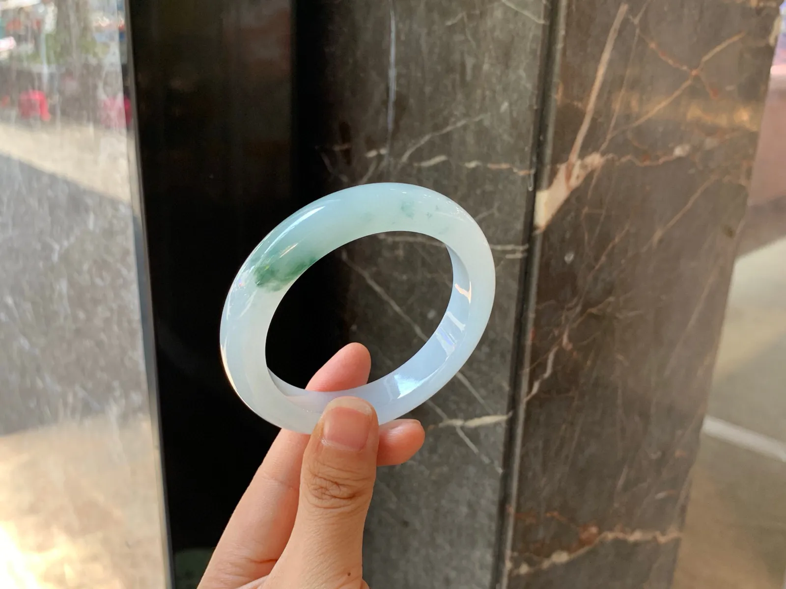 🥮｜54
白底飘水草绿花，种好起光起胶