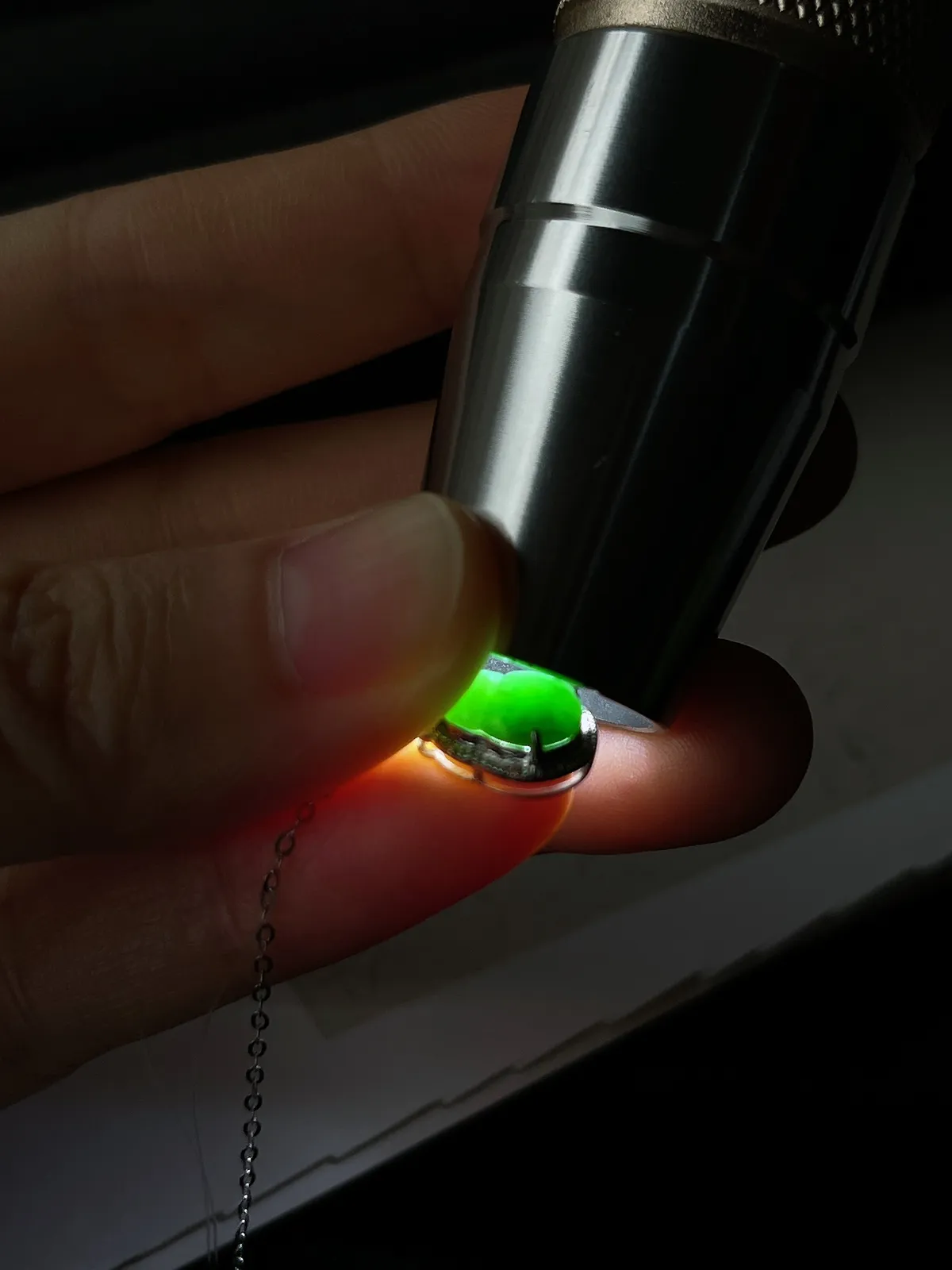 18k金伴钻石镶嵌 翡翠耳线款耳坠