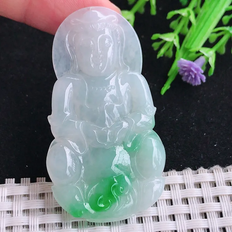 自然光老坑冰胶水灵飘阳绿观音菩萨吊坠尺寸55/30/5