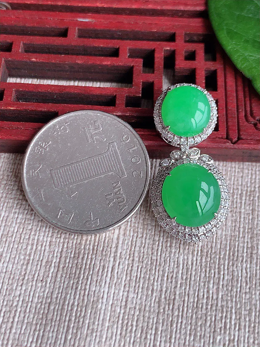 缅甸a货翡翠ddj老坑冰种18K金镶嵌甜绿蛋面吊坠 整体30.8×14.8×8.6裸石11.7×10.7mm 5.93