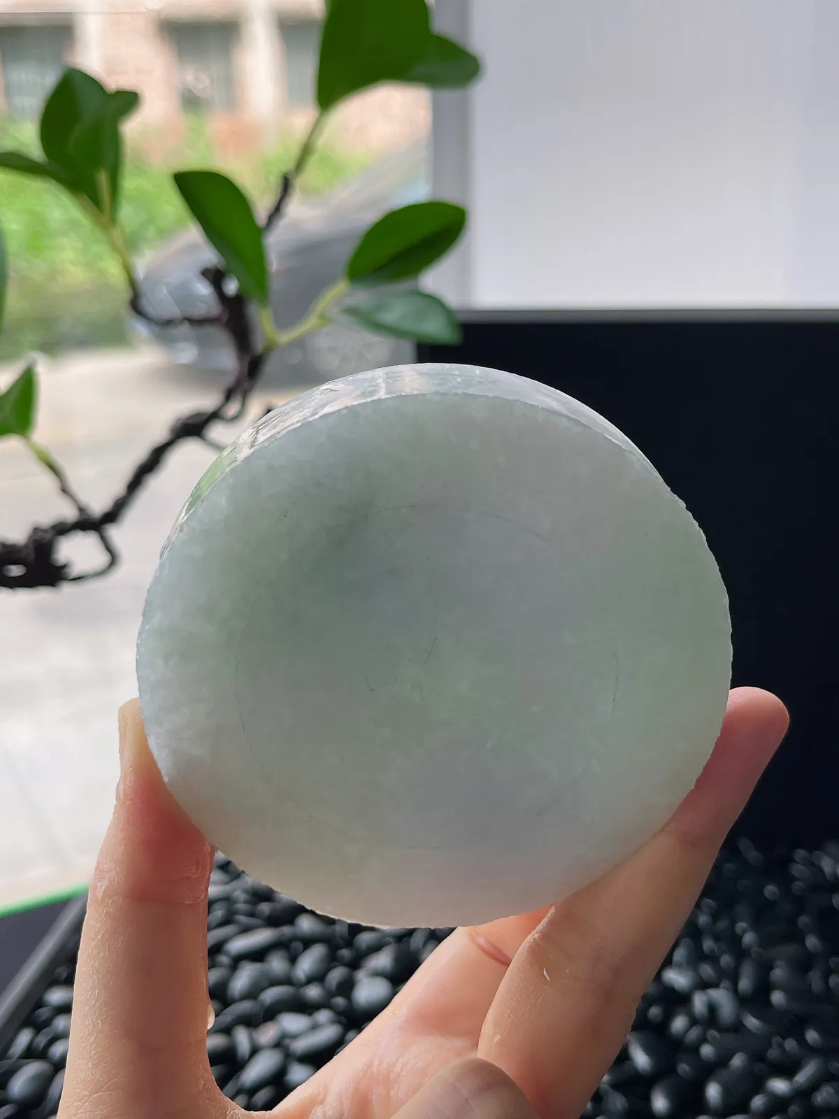 翡翠镯饼，正圈最大做60，圆条最大做56