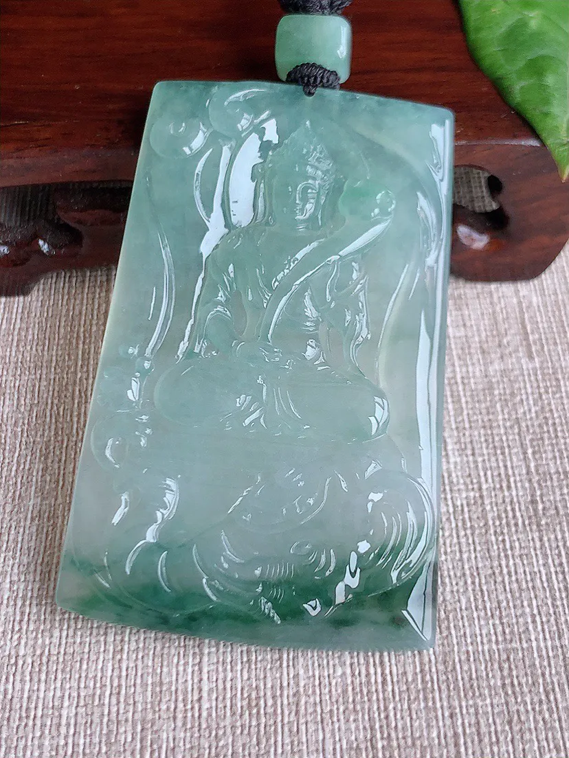 缅甸a货翡翠ddj老坑冰种飘花普贤菩萨吊坠 整体65.8×41×5.5mm 41.04