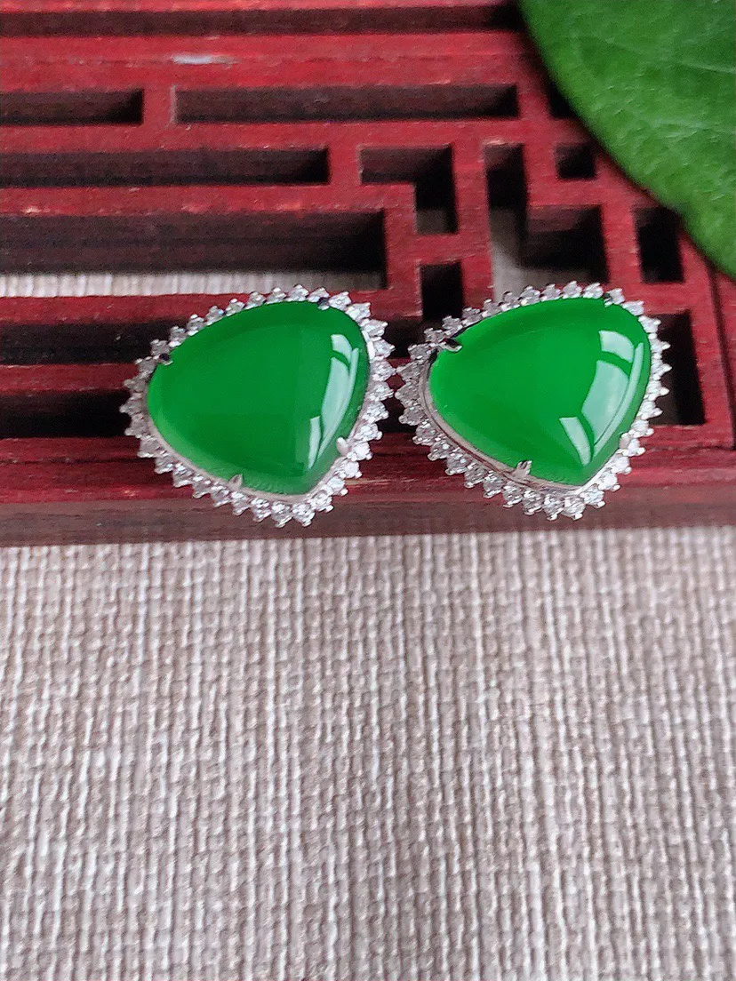 缅甸a货翡翠ddj老坑冰种18K金镶嵌满绿水滴耳钉 整体10×11.5mm 3.32