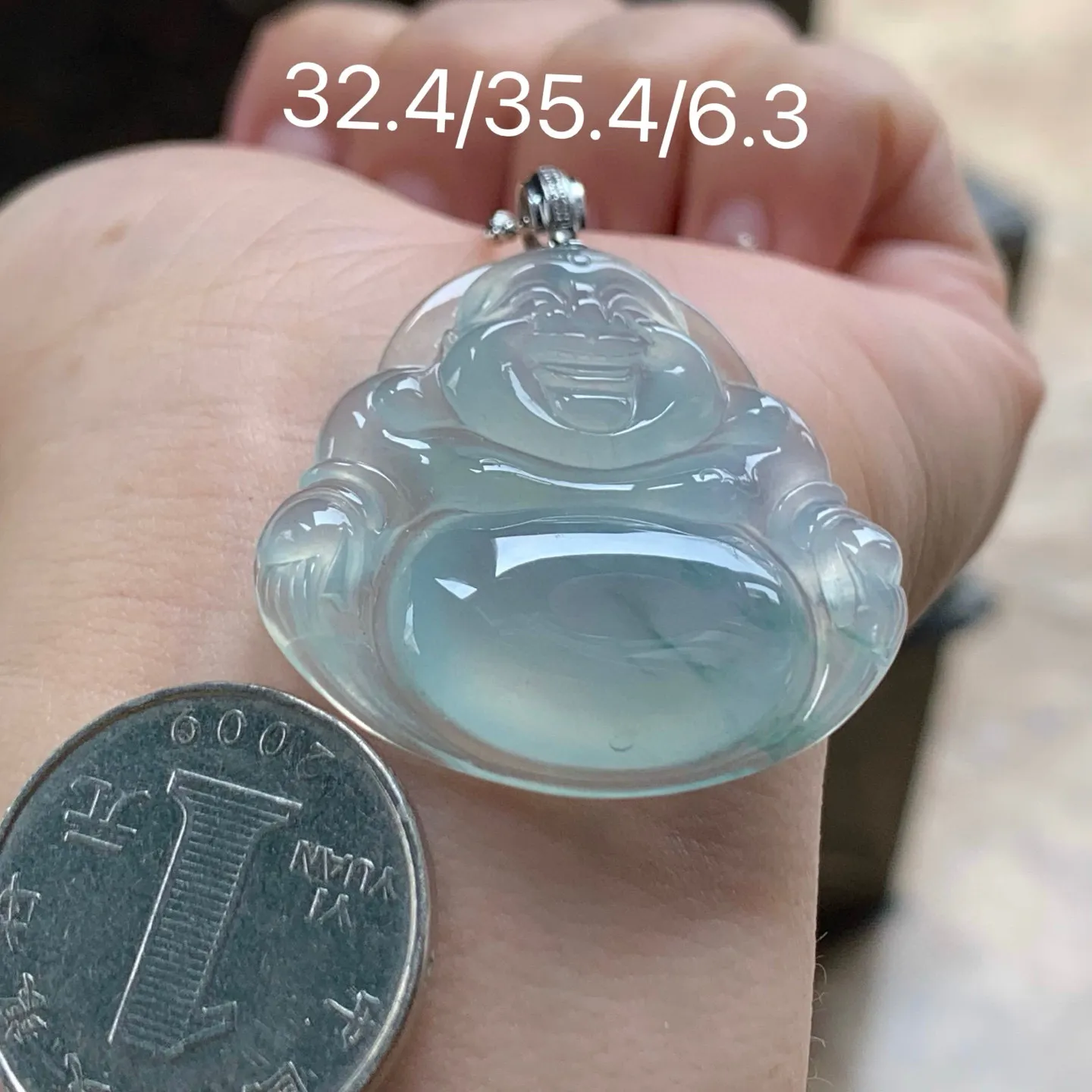 冰种飘花坐佛
清爽 金扣