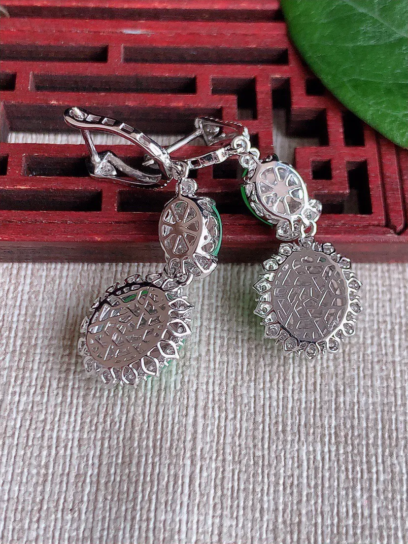 缅甸a货翡翠ddj老坑冰种18K金镶嵌甜绿蛋面耳坠 整体11.2×9.3×7.6mm 7.19