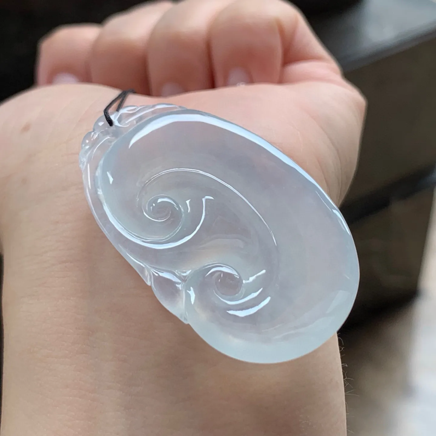 冰种如意
大气
