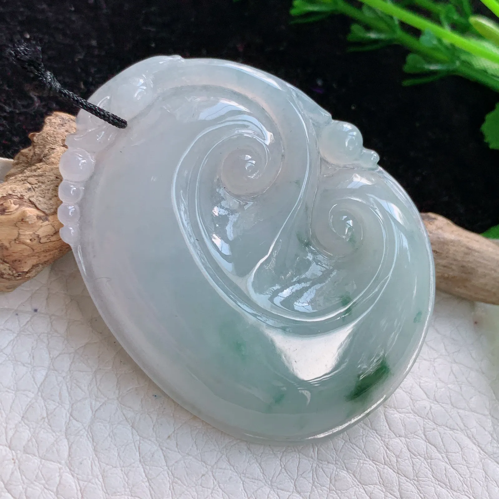 zen实拍53.8*41*6缅甸翡翠精雕细润飘花大如意 事事顺玉坠 玉挂件