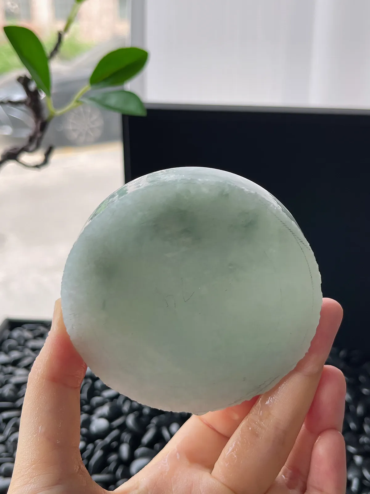 翡翠镯饼，正圈最大做60，圆条最大做56