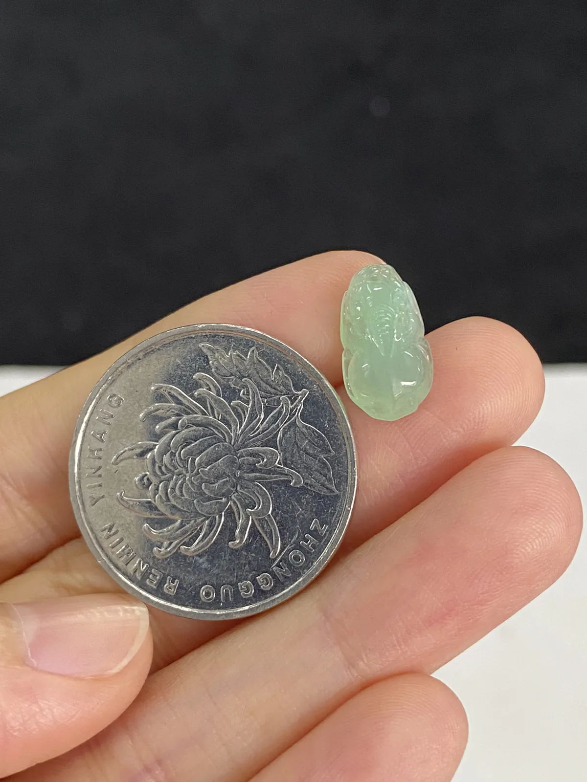 翡翠貔貅裸石