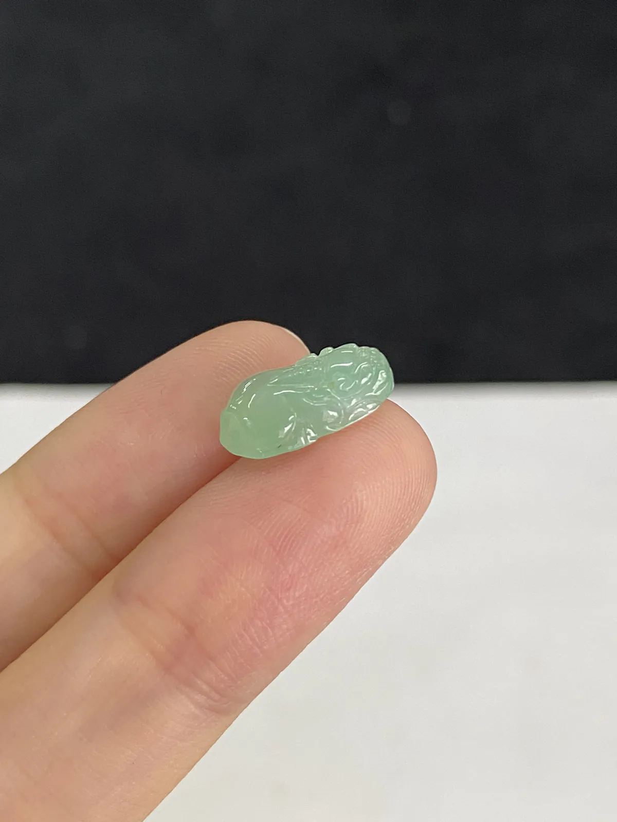 翡翠貔貅裸石