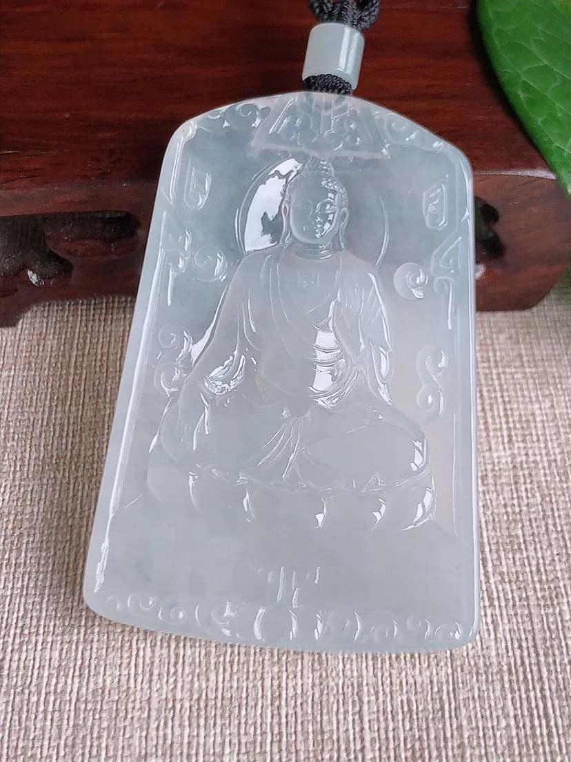 缅甸a货翡翠ddj老坑冰种白月光大日如来吊坠 整体63.3×42.8×4.5mm 36.46