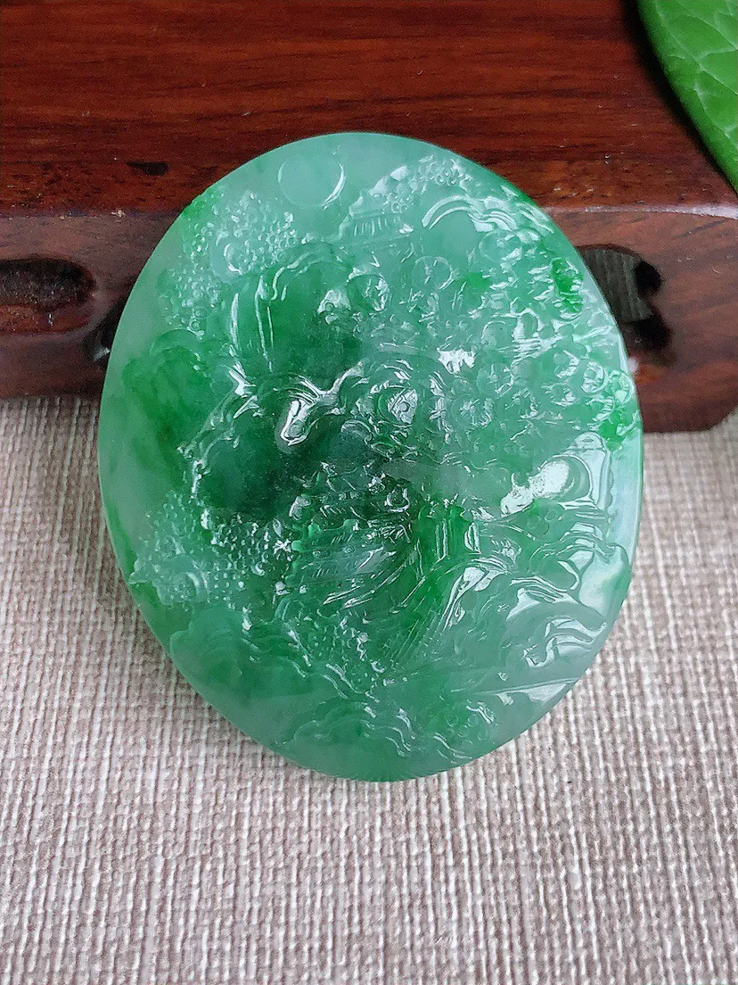 缅甸a货翡翠ddj老坑冰种飘绿意境山水牌吊坠  整体46.7×39.4×5.8mm 22.74