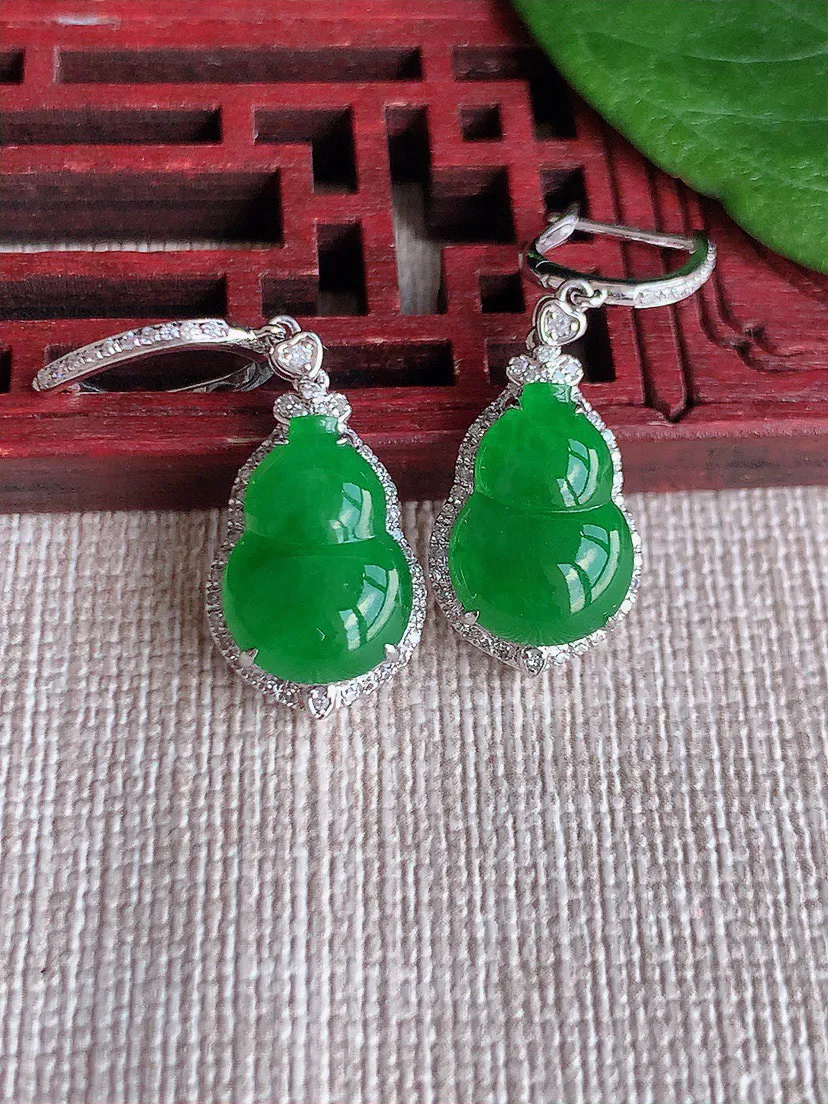 缅甸a货翡翠ddj老坑冰种18K金镶嵌满绿葫芦耳坠 整体13×9×6mm 4.37