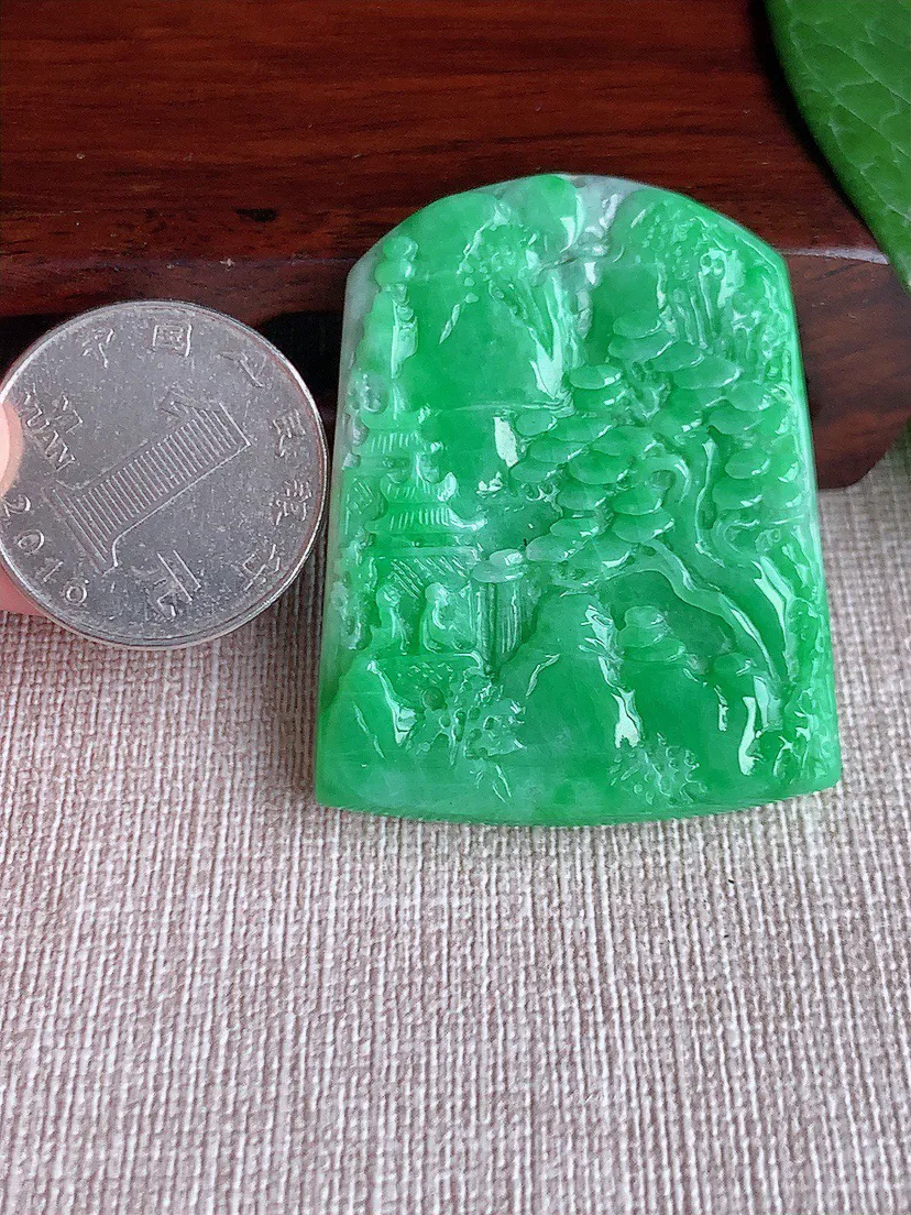 缅甸a货翡翠ddj老坑冰润飘绿意境山水牌吊坠  整体45.5×36×5.7mm 24.58