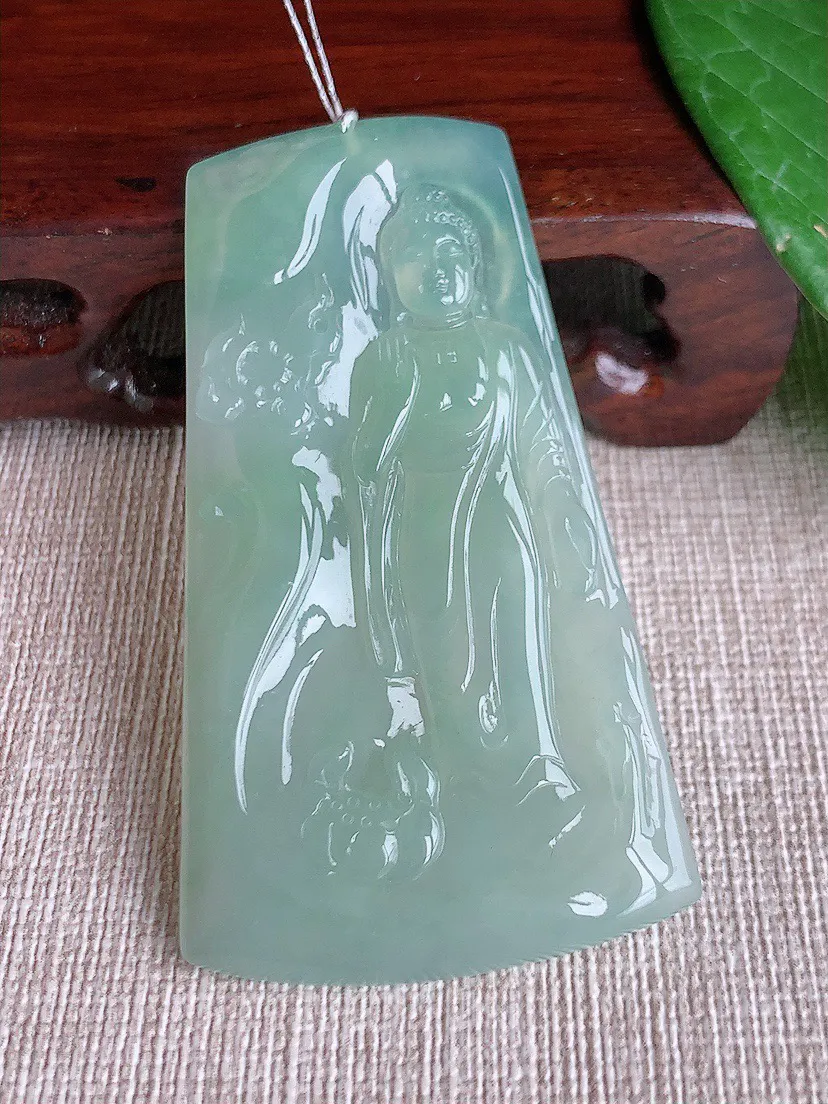 缅甸a货翡翠ddj老坑冰种晴水大日如来吊坠 整体61×34.3×4.3mm 19.48