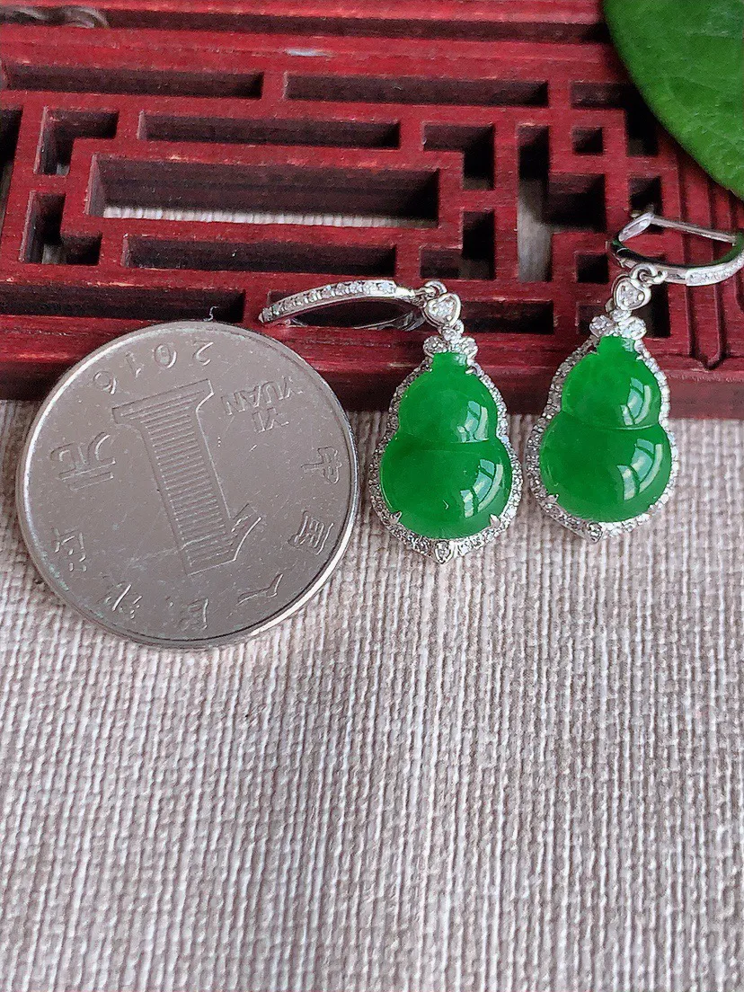 缅甸a货翡翠ddj老坑冰种18K金镶嵌满绿葫芦耳坠 整体13×9×6mm 4.37