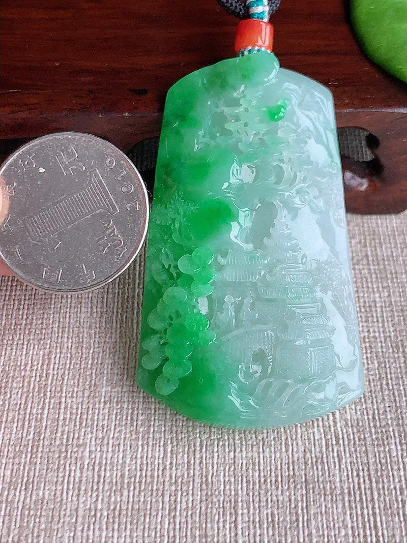 天然a货翡翠ddj老坑冰种飘阳绿意境山水牌吊坠  整体57×34×7.6mm 32.60