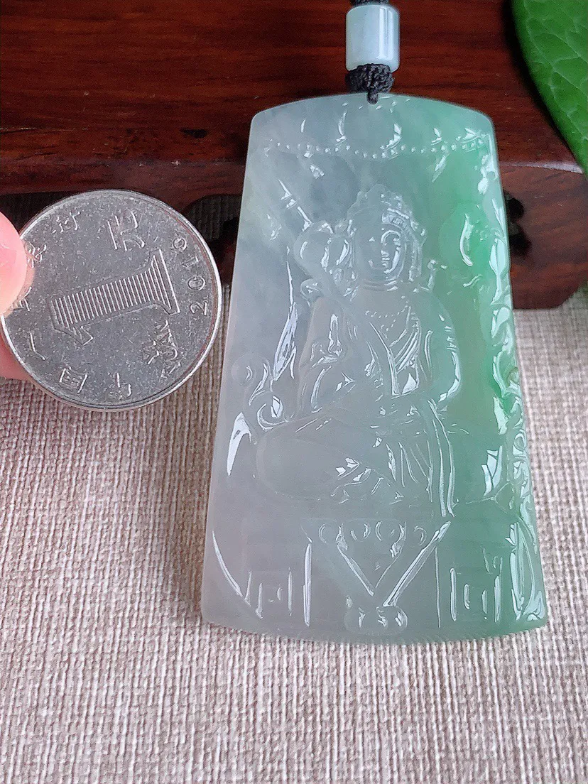 缅甸a货翡翠ddj老坑冰种飘绿大势至菩萨吊坠  整体62.2×36.4×5.3mm 33.19