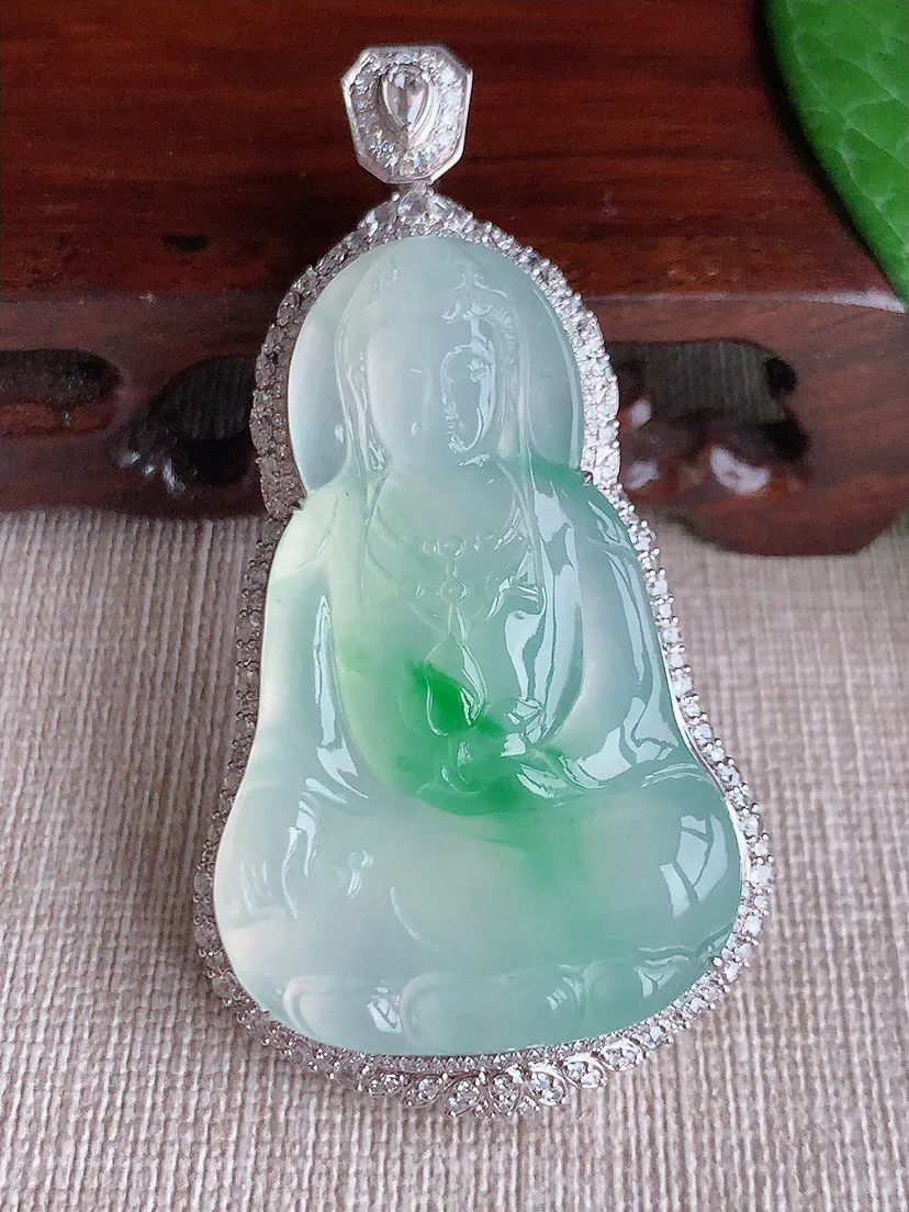 缅甸a货翡翠ddj老坑冰种18K金镶嵌飘绿大势至菩萨吊坠 整体63×33.3×14.5裸石46.3×
