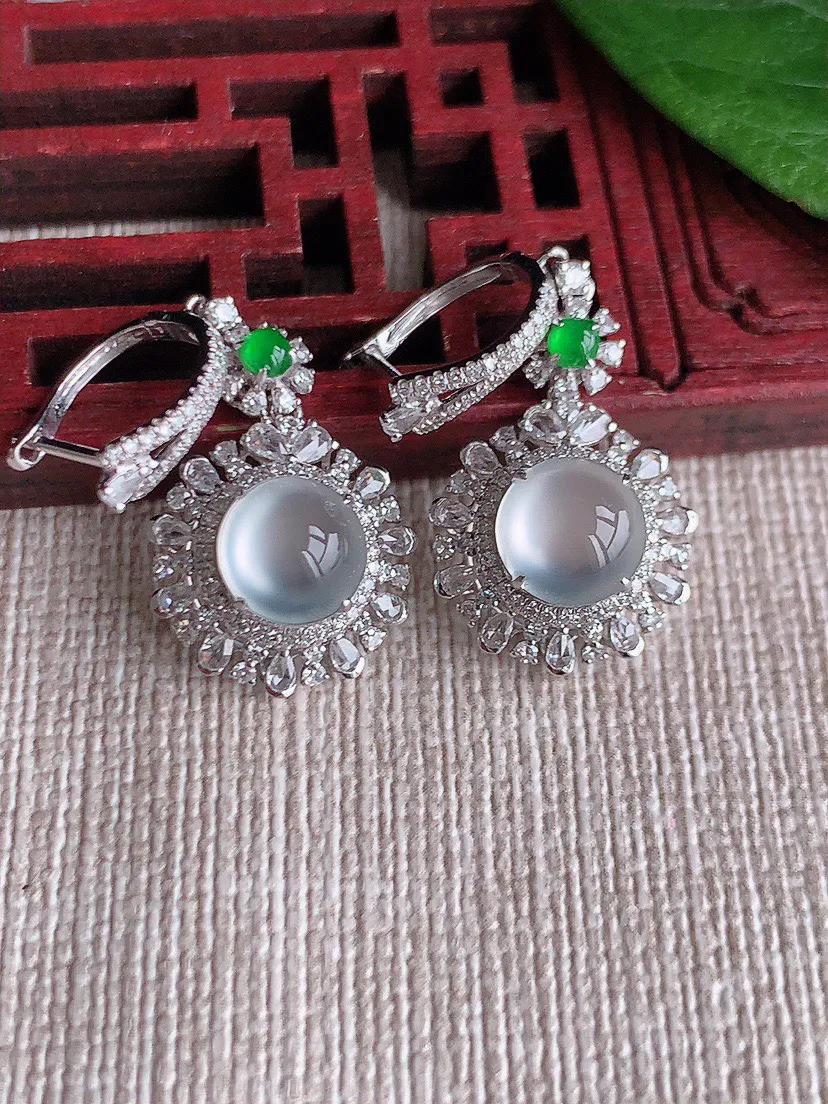 缅甸a货翡翠ddj老坑玻璃种18K金镶嵌白月光蛋面耳坠整体7×7.8mm 4.20
