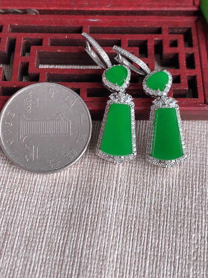 缅甸a货翡翠ddj老坑冰种18K金镶嵌阳绿无事牌耳坠 整体12.8×7.2×8mm 7.78