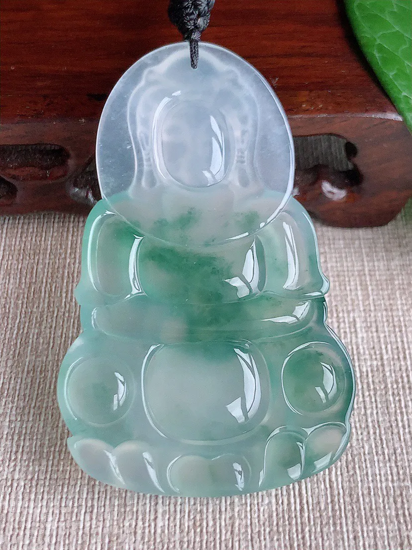 缅甸a货翡翠ddj老坑冰种飘花大正装观音吊坠 整体63.6×40×5.3mm 29.00