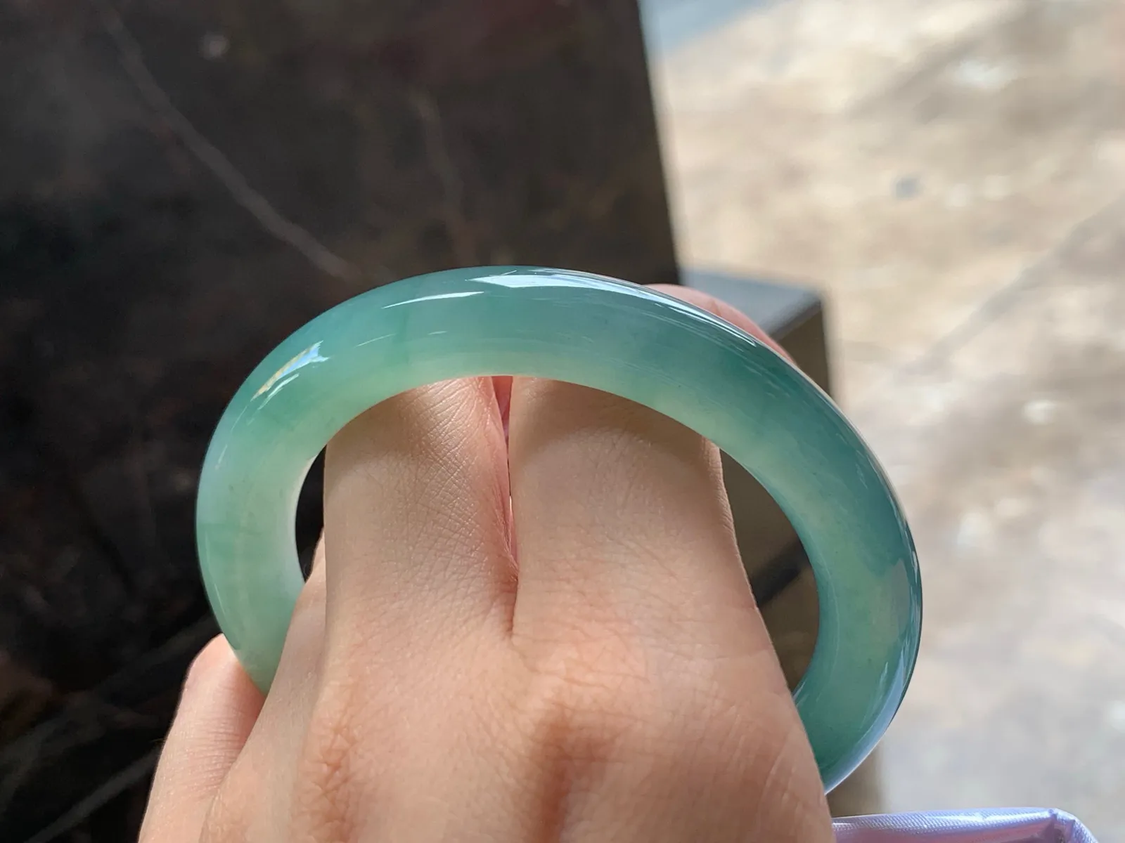 油青福镯
清爽55.7/10mm