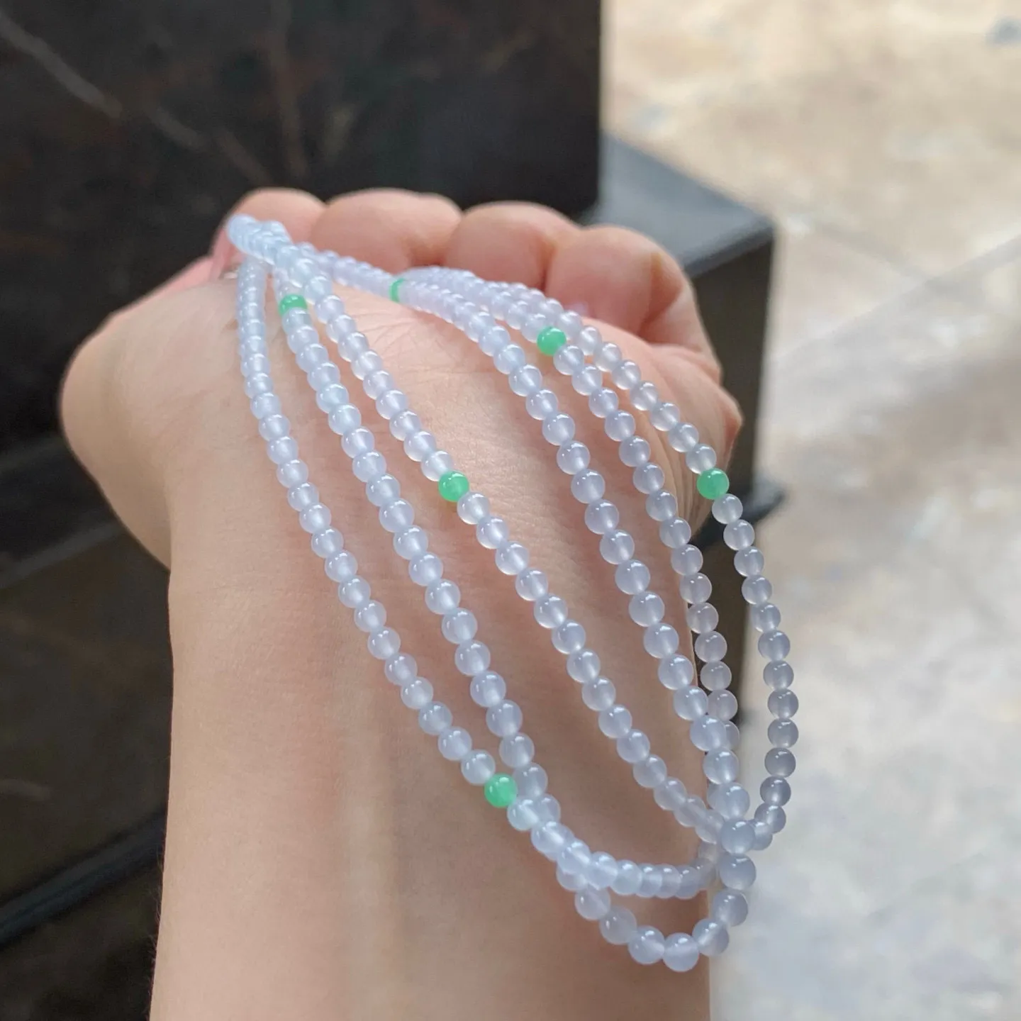冰种珠链
水润清爽