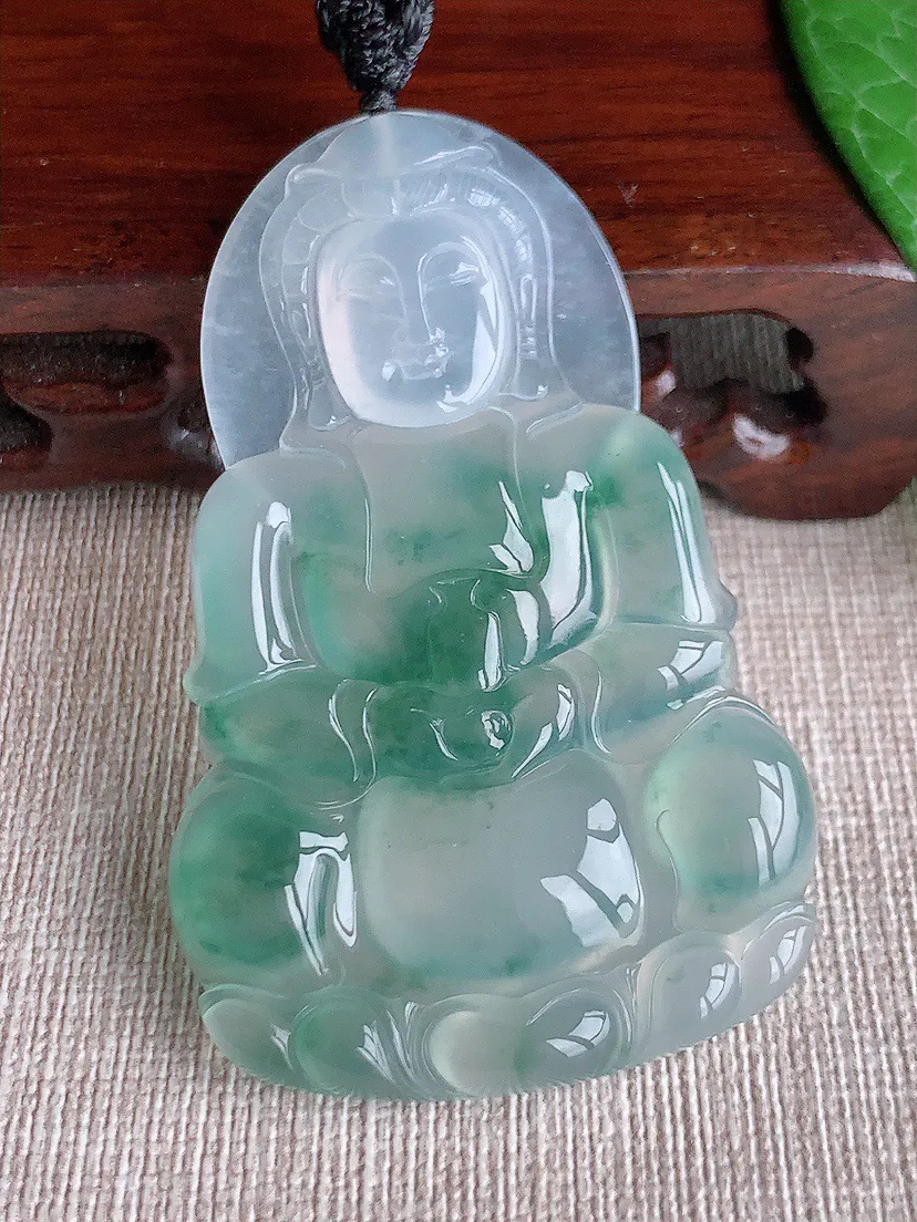 缅甸a货翡翠ddj老坑冰种飘花大正装观音吊坠 整体63.6×40×5.3mm 29.00