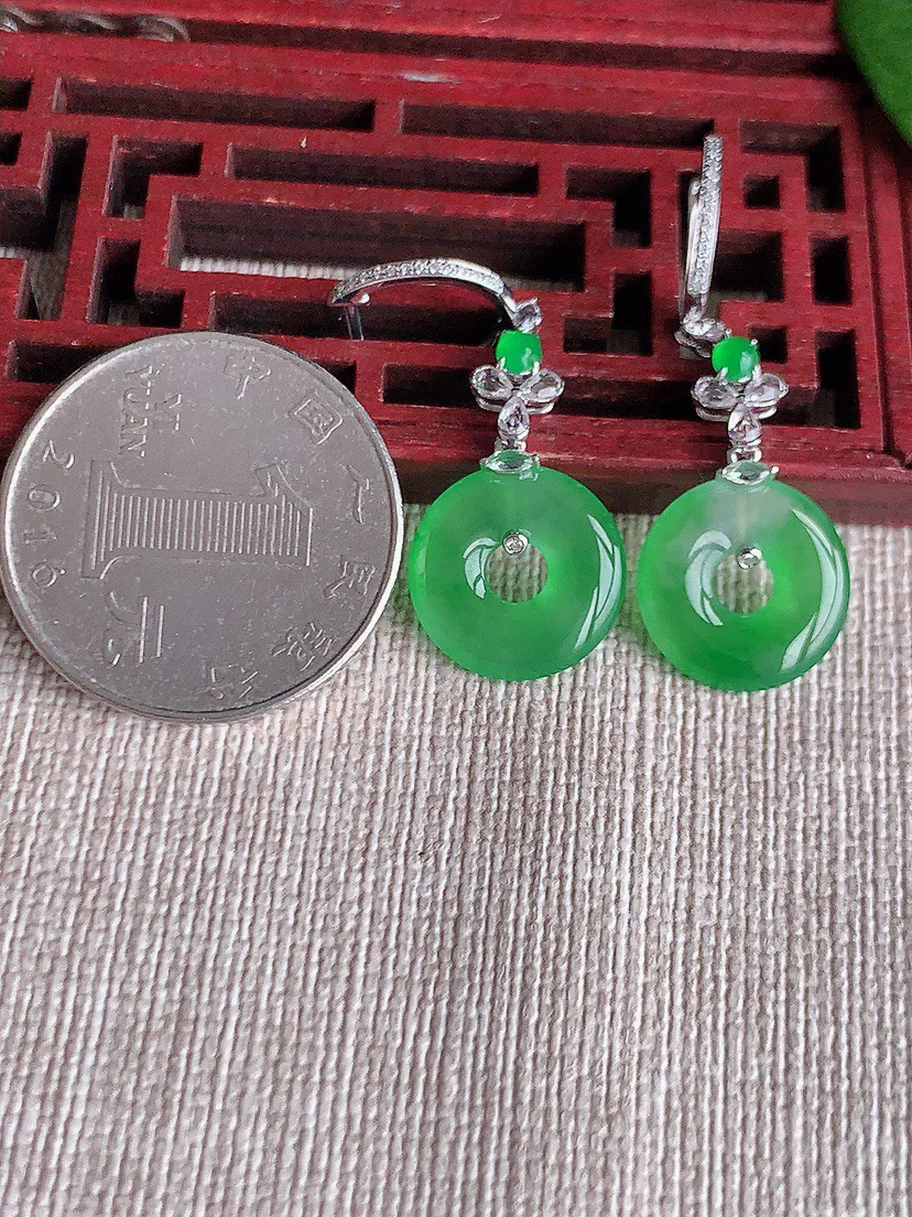 缅甸a货翡翠ddj老坑冰种18K金镶嵌晴绿平安环耳坠 整体13.2×2mm 3.70