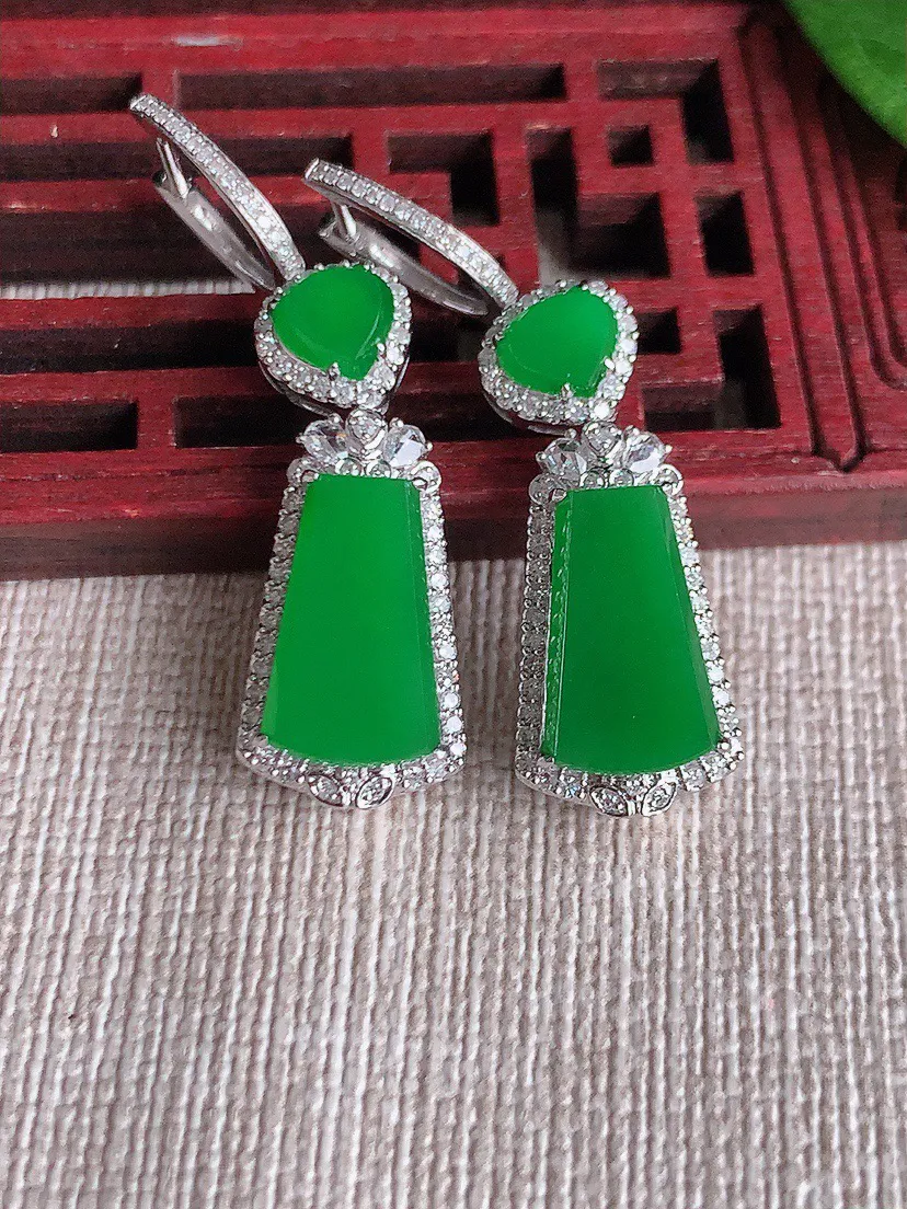 缅甸a货翡翠ddj老坑冰种18K金镶嵌阳绿无事牌耳坠 整体12.8×7.2×8mm 7.78