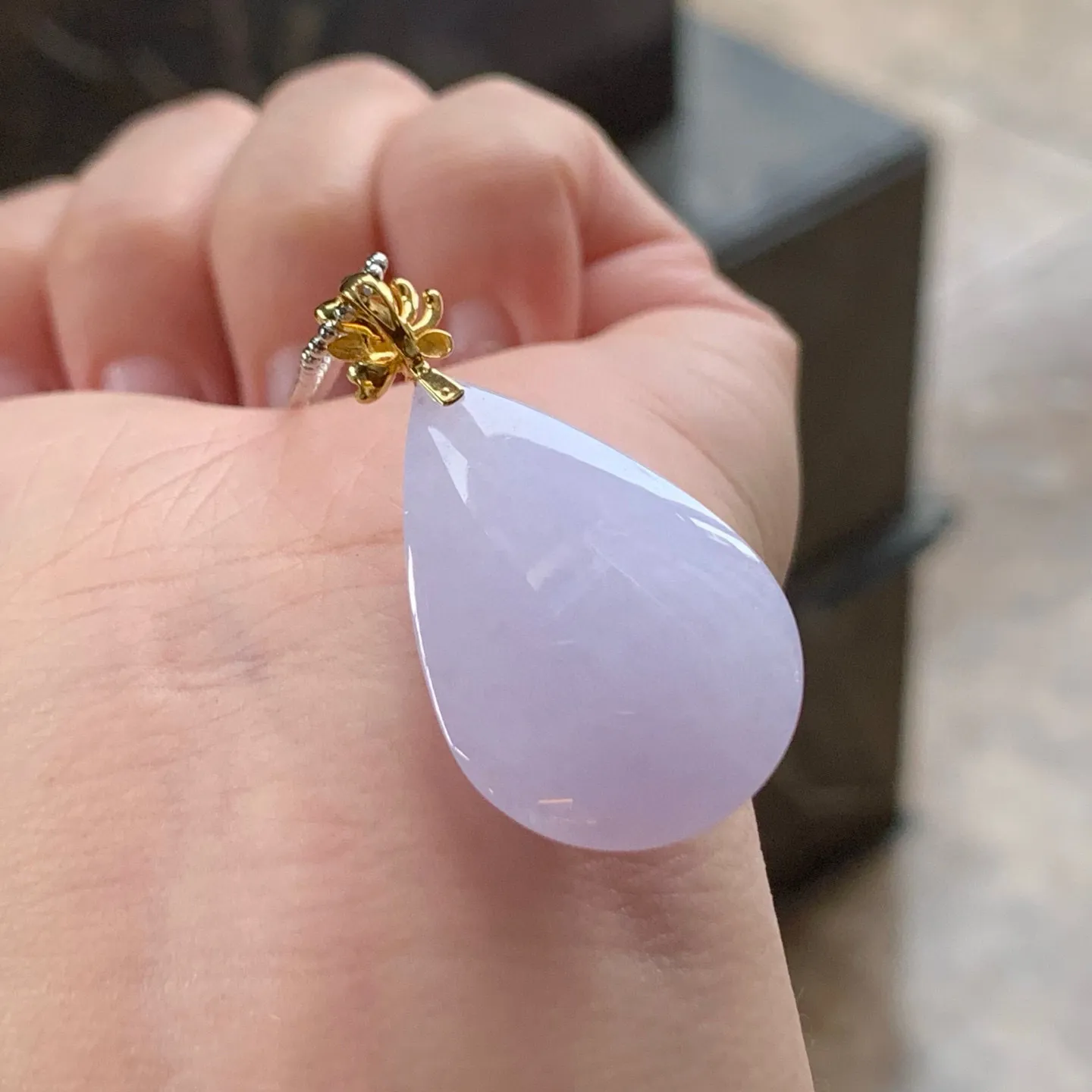 春色水滴
金扣 清爽