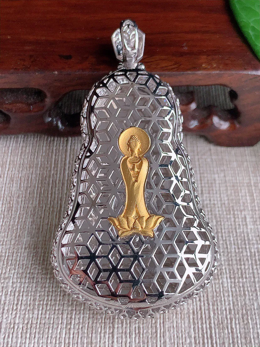 缅甸a货翡翠ddj老坑冰种18K金镶嵌飘绿大势至菩萨吊坠 整体63×33.3×14.5裸石46.3×29.4mm 25.29