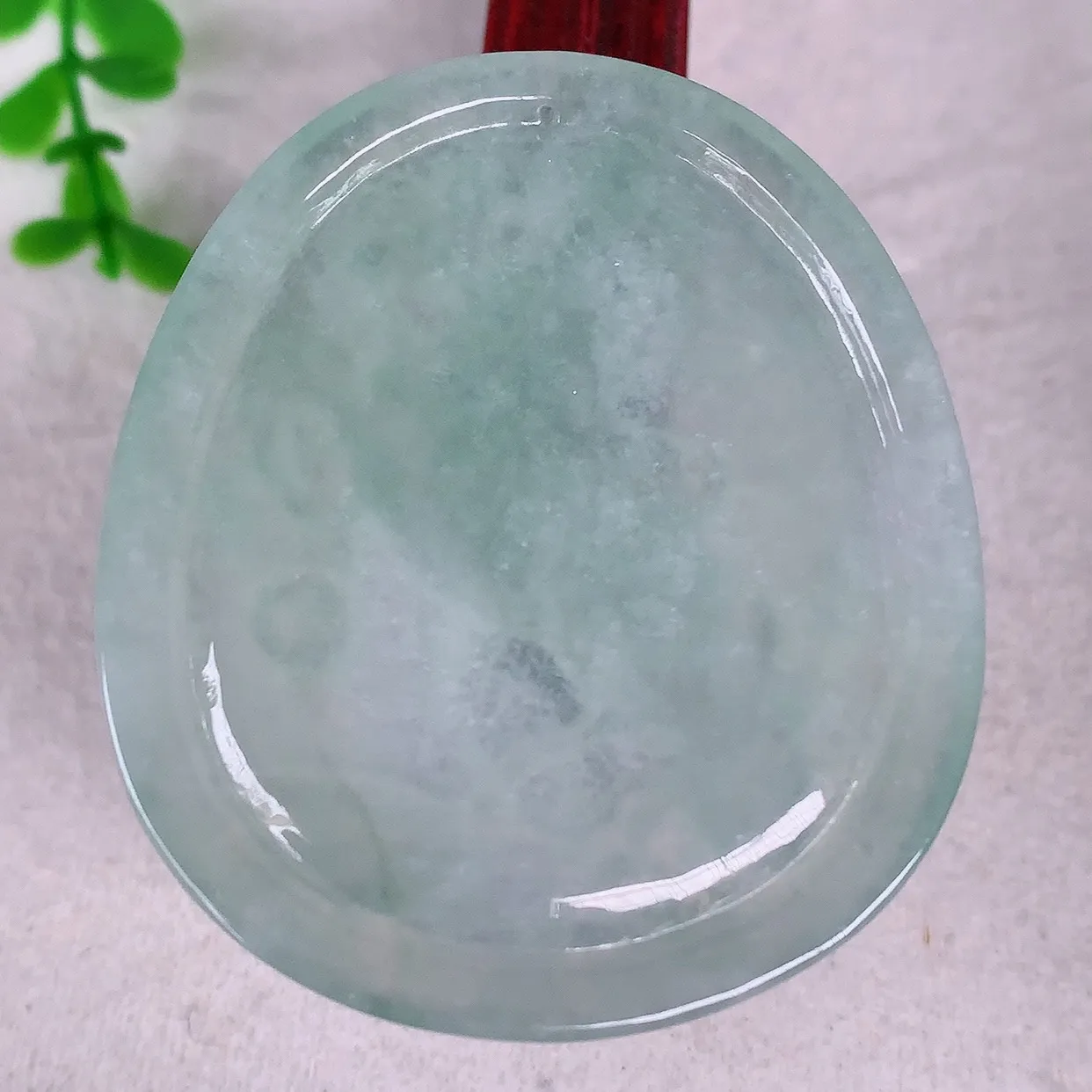 自然光实拍，冰润冰种翡翠生肖马吊坠，马上有钱，种老水足，翠色灵动，寓意美好，佩戴时尚出众！#36.17