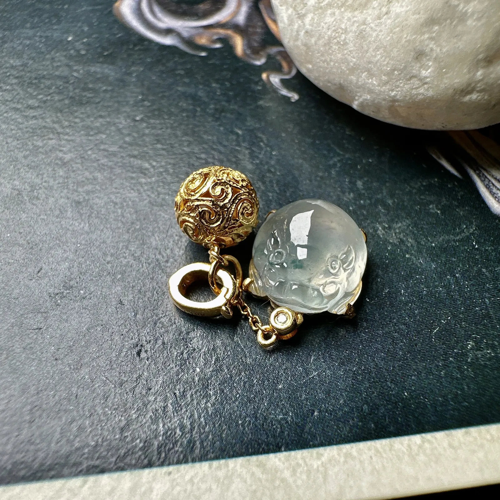 【冰种飘花貔貅小滴流】流行扣款，招财神器，多种佩戴搭配，冰感十足，晶莹透亮，18K金钻镶嵌，其中一件裸石尺寸9.4*9.3*6毫米