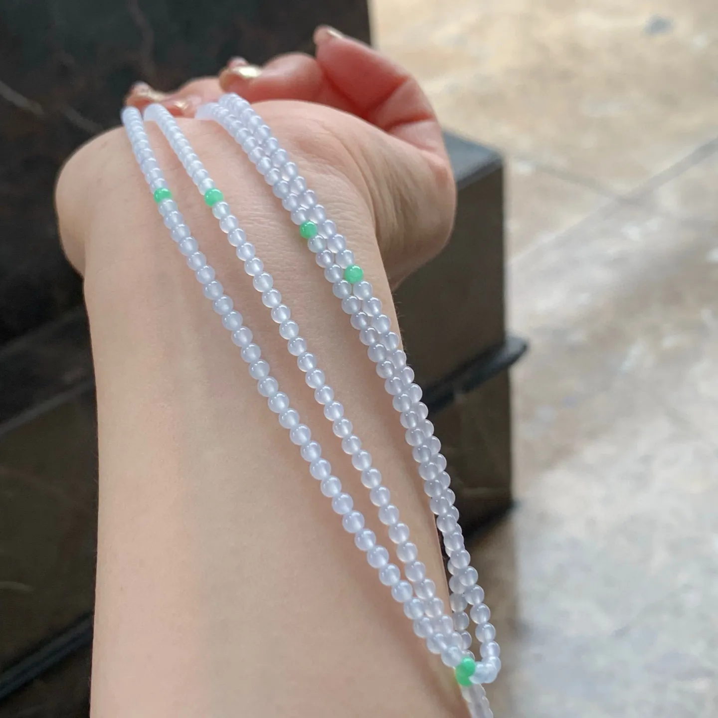 冰种珠链
水润清爽