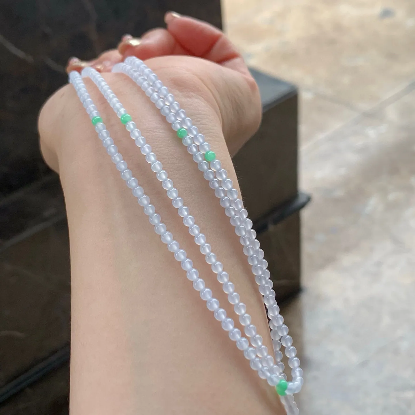冰种珠链
水润清爽