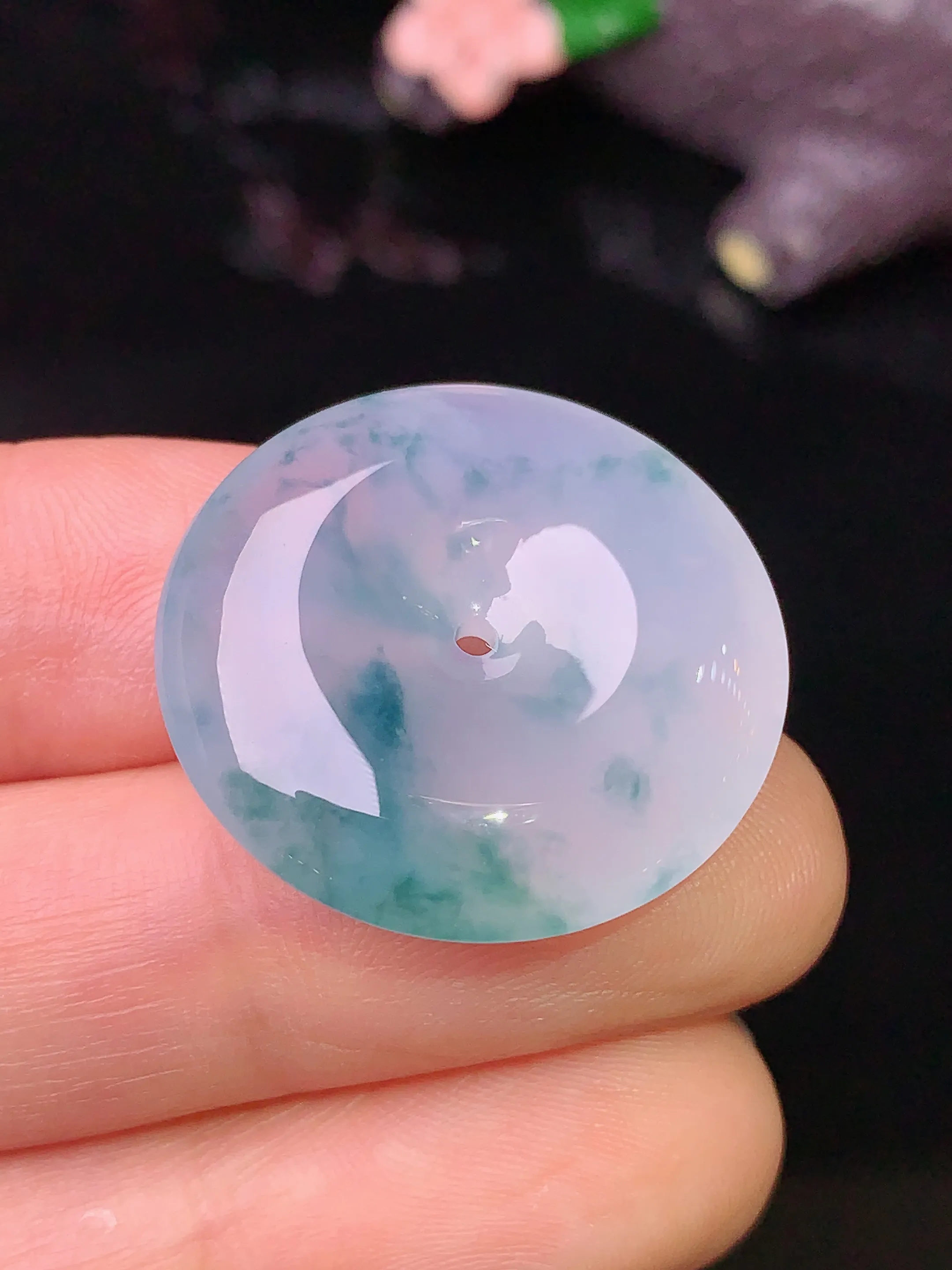 冰种平安扣吊坠 玉质细腻 色泽艳丽 整体尺寸24.6*5.9