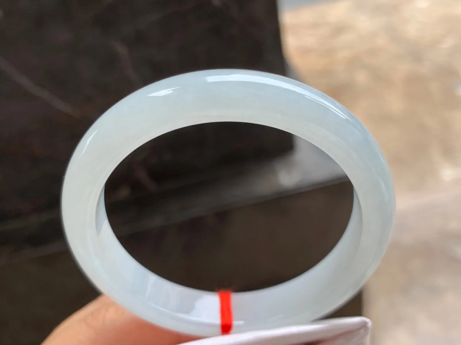 57-11.5-8mm
糯冰种手镯 底子细腻