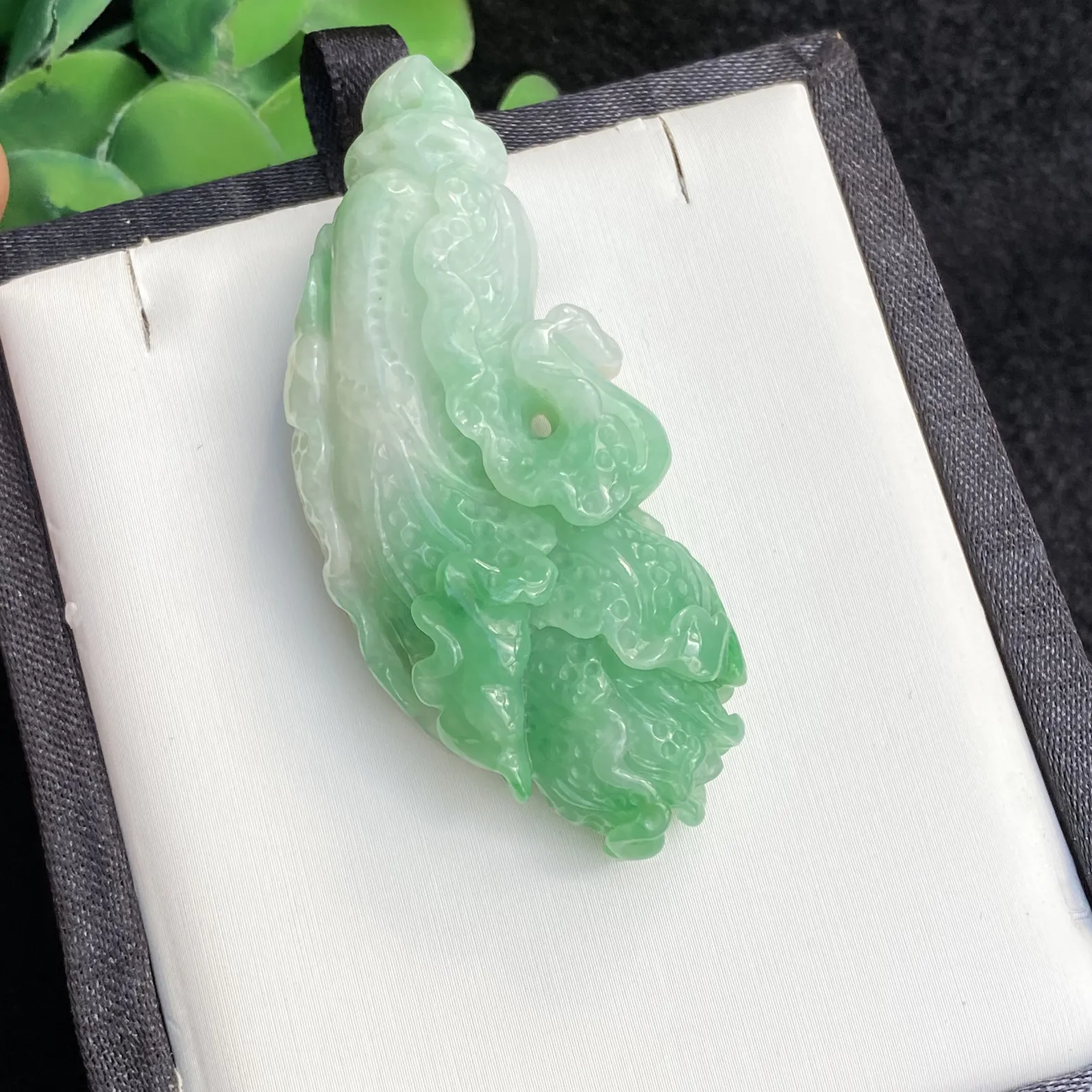 推荐【阳绿白菜】百财俱来，大件，无纹裂，色阳，60*26*13.2