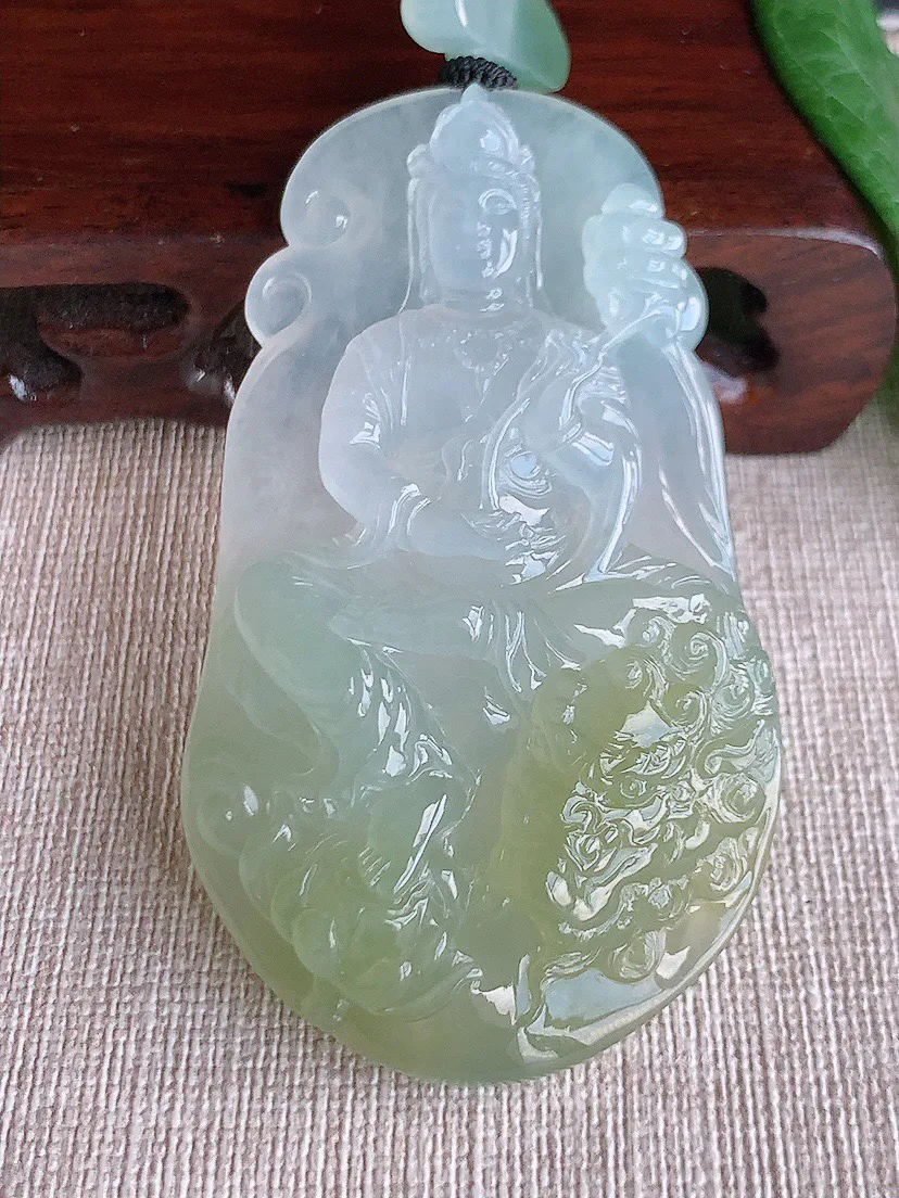 缅甸a货翡翠ddj老坑冰种飘黄翡文殊菩萨吊坠 整体70×40.5×11.5mm 61.52