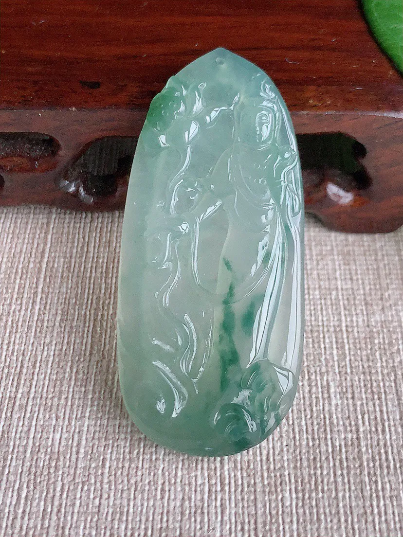 缅甸a货翡翠ddj老坑冰种飘花大势至菩萨吊坠 整体55×24.8×4.7mm 14.00