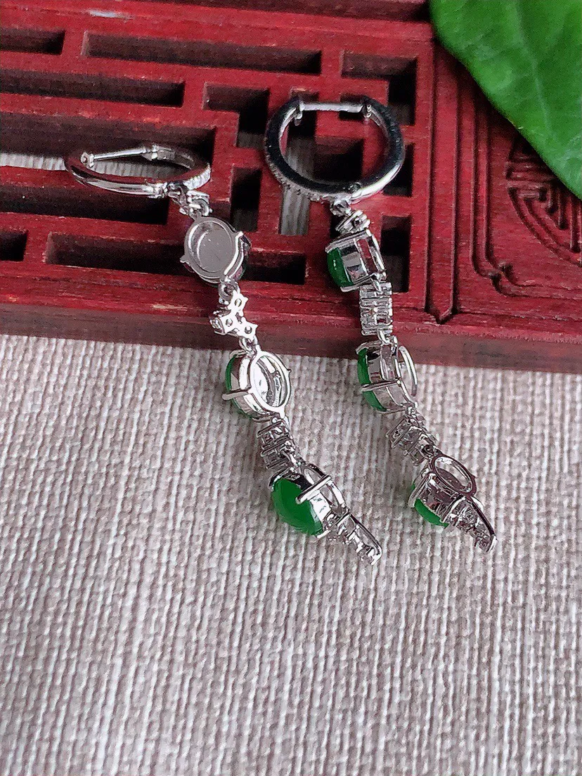 缅甸a货翡翠ddj老坑冰种18K金镶嵌阳绿蛋面耳坠 整体5×4.7×4.2mm 4.20