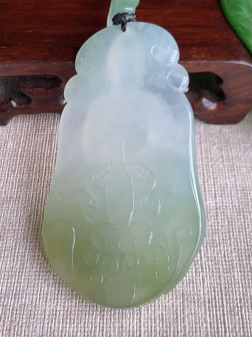 缅甸a货翡翠ddj老坑冰种飘黄翡文殊菩萨吊坠 整体70×40.5×11.5mm 61.52