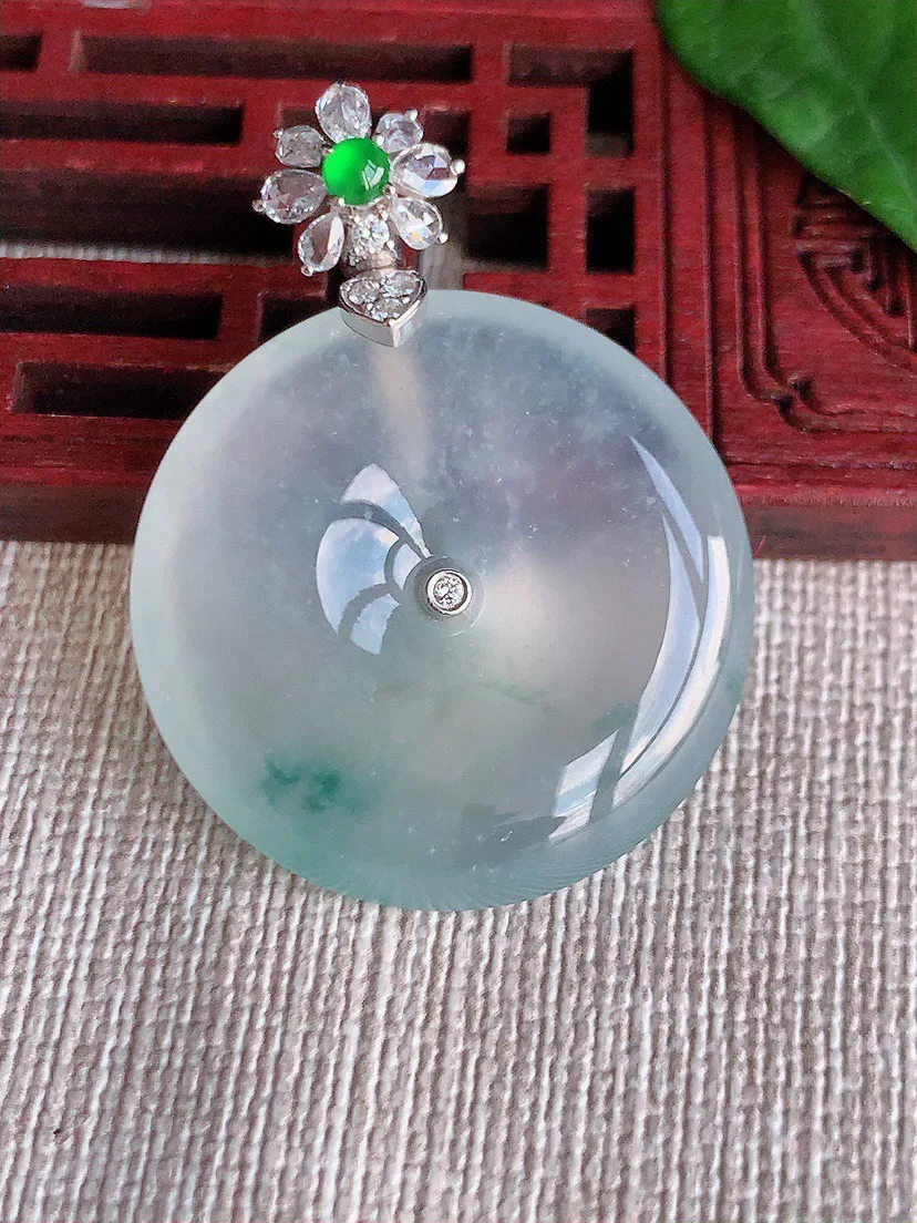 缅甸a货翡翠ddj老坑高冰种18K金镶嵌飘花平安扣吊坠 整体38.7×28.8×6mm 11.70
