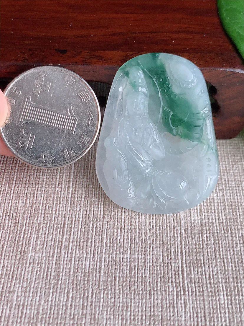 缅甸a货翡翠ddj老坑冰种飘花普贤菩萨吊坠 整体39.2×30×4.8mm 10.25