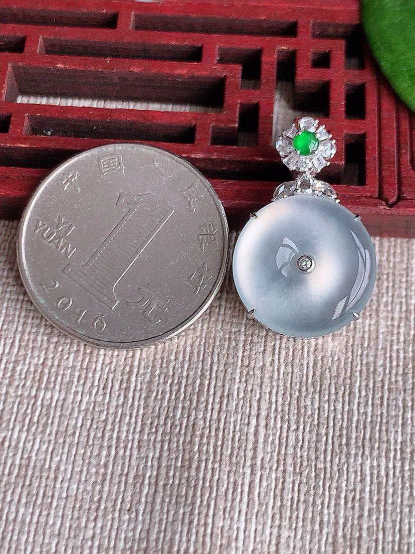 缅甸a货翡翠ddj老坑高冰种18K金镶嵌白月光平安扣吊坠 整体25.7×16×7.4mm 4.70
