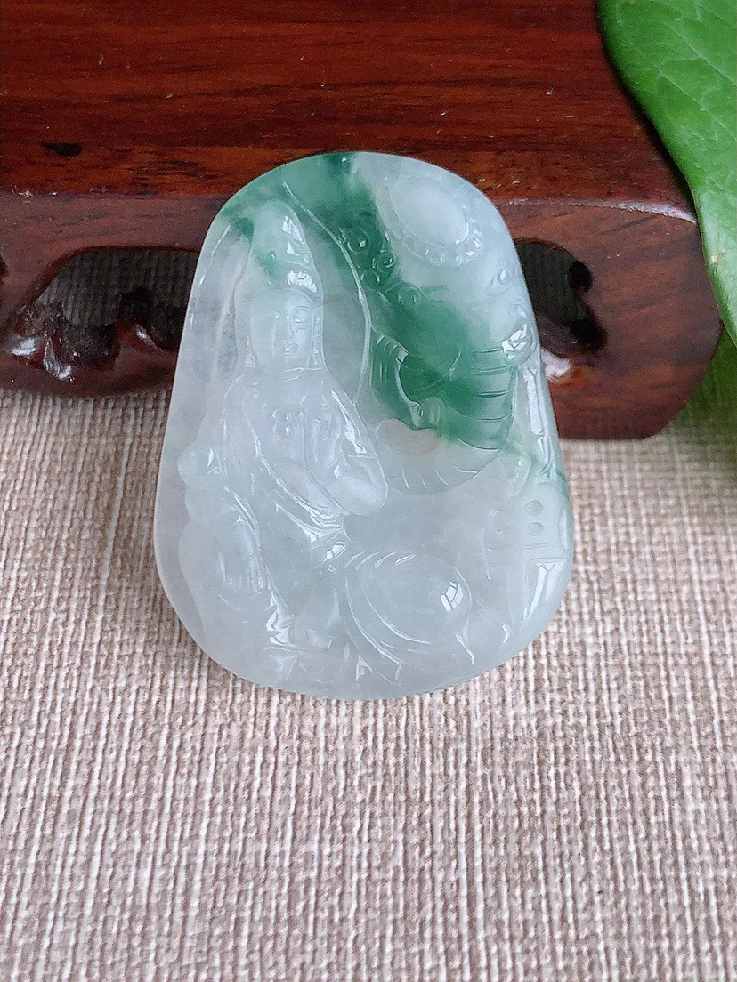 缅甸a货翡翠ddj老坑冰种飘花普贤菩萨吊坠 整体39.2×30×4.8mm 10.25