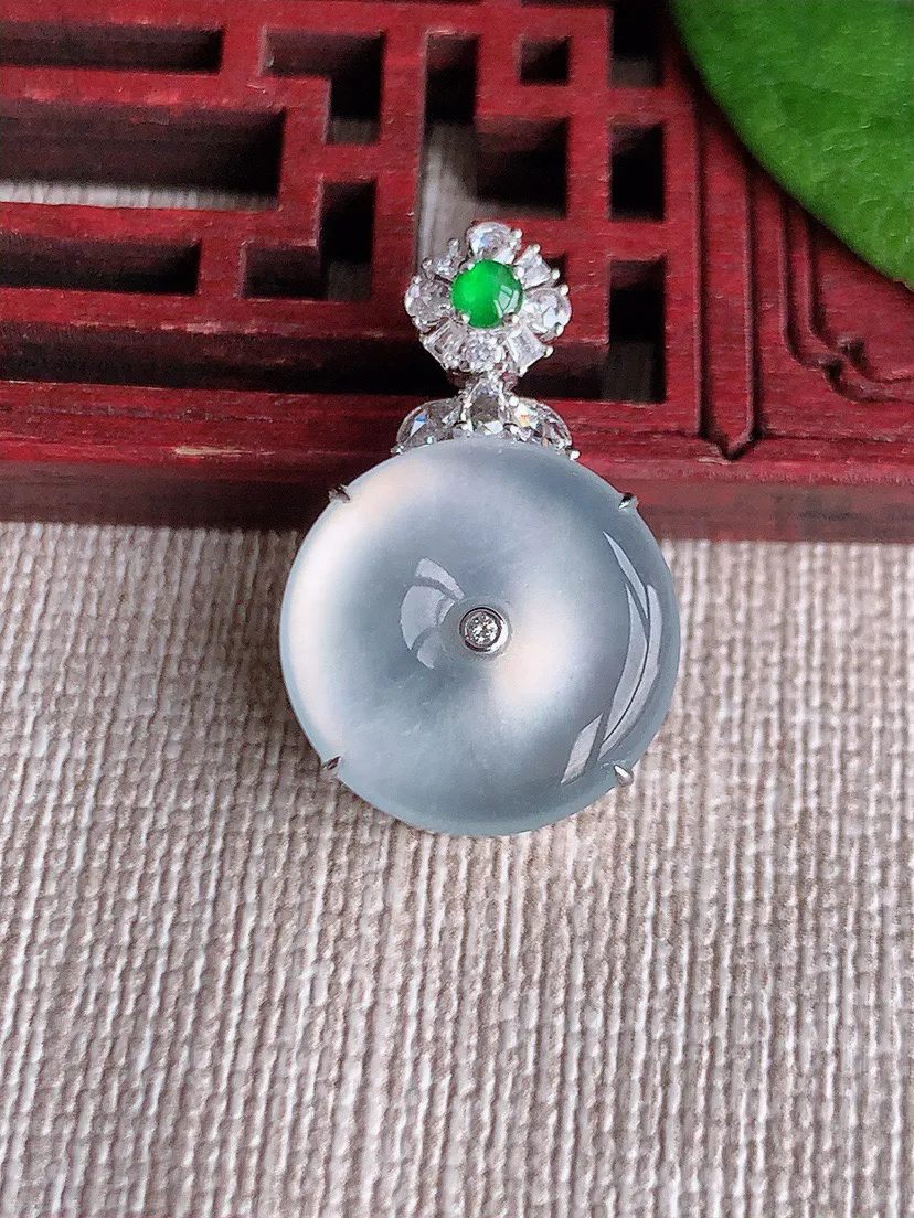 缅甸a货翡翠ddj老坑高冰种18K金镶嵌白月光平安扣吊坠 整体25.7×16×7.4mm 4.70