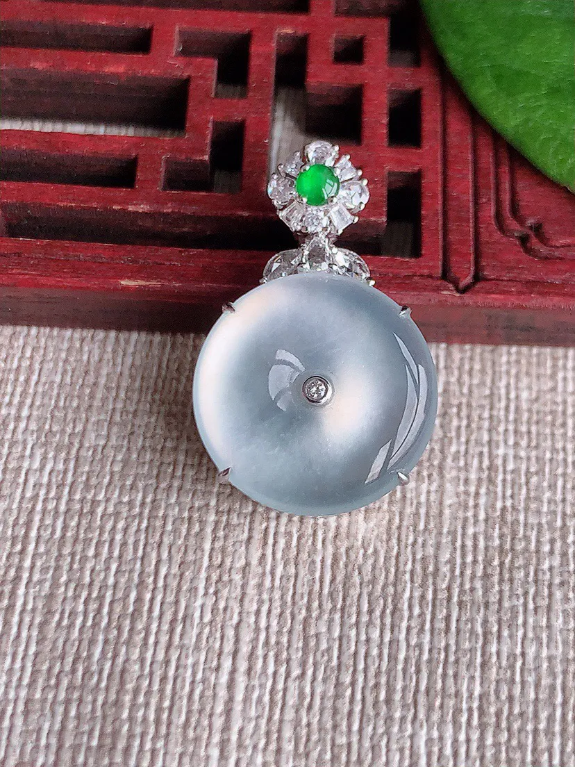 缅甸a货翡翠ddj老坑高冰种18K金镶嵌白月光平安扣吊坠 整体25.7×16×7.4mm 4.70
